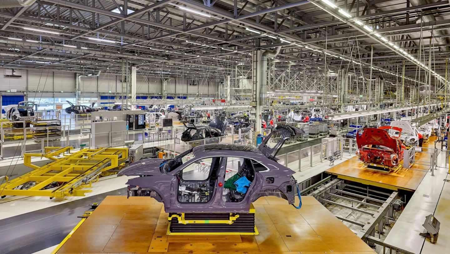 Assembly, Porsche plant Leipzig, 2024, Porsche AG
